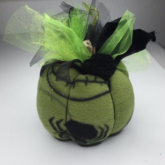 Handmade "Nightmare Before Christmas" pumpkin. - Picture 5 of 6